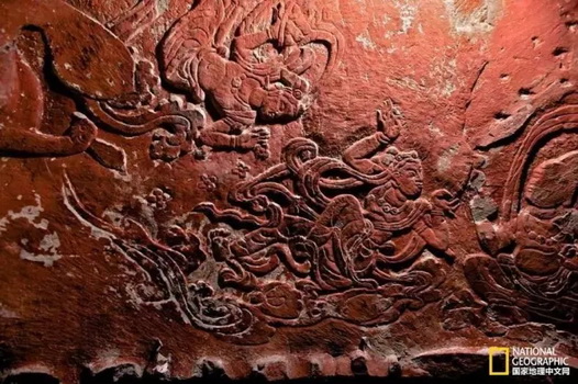 罕见的双头佛像,藏四川深山、诉信佛精诚